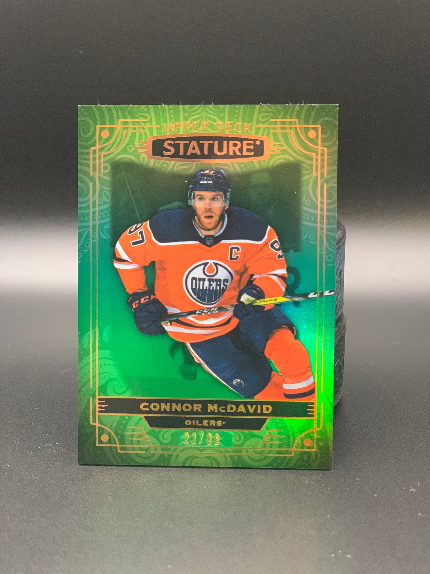 2022 Connor McDavid Upper Deck Stature Green Variant /99